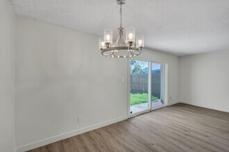 8223 N 34th Dr in Phoenix, AZ - Building Photo - Building Photo