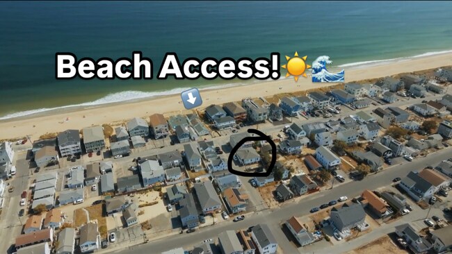 14 Fowler St in Salisbury, MA - Foto de edificio - Building Photo