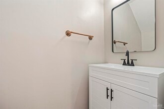 7250 Hilburn Rd in Pensacola, FL - Building Photo - Building Photo