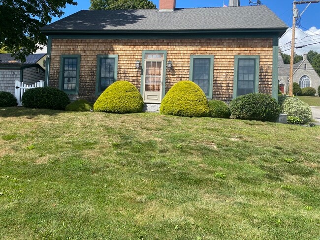 property at 4 Temple St