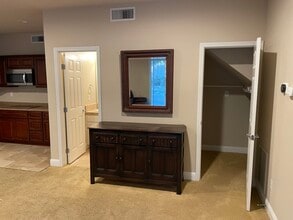 4313 Kentwood Ln, Unit Studio in Fair Oaks, CA - Building Photo - Building Photo