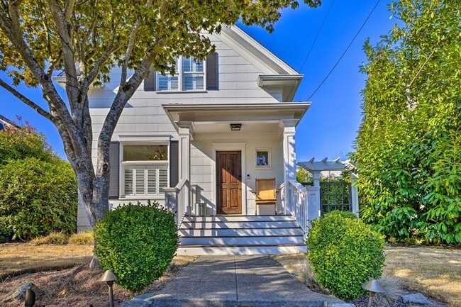 property at 1915 1st Ave