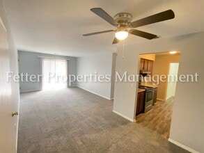 5680 Kenwood Dr, Unit 8937 Kenwood Drive in Newburgh, IN - Foto de edificio - Building Photo