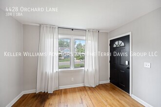 4428 Orchard Ln in Cincinnati, OH - Building Photo - Building Photo