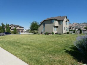 3080 N CREST DR in Lehi, UT - Foto de edificio - Building Photo