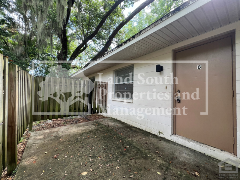 815 W Carole St in Lakeland, FL - Building Photo