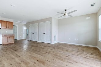 Carmichael Commons in Madison, GA - Building Photo - Building Photo