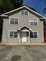 404 McCullars Ln in Oxford, AL - Building Photo