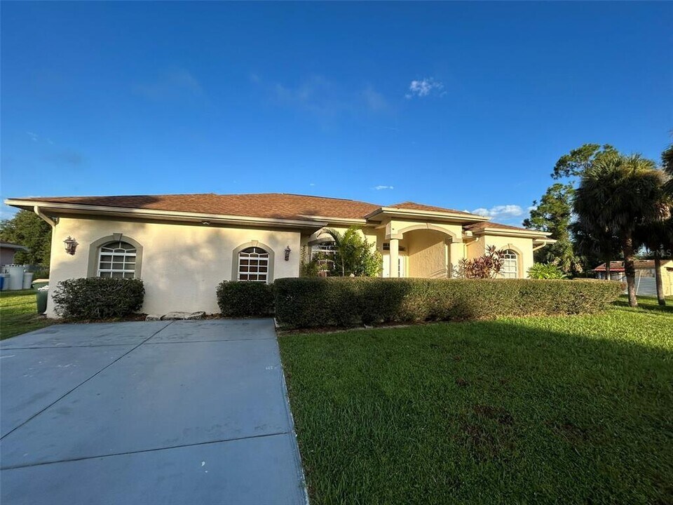 1225 Gerona Terrace in North Port, FL - Building Photo