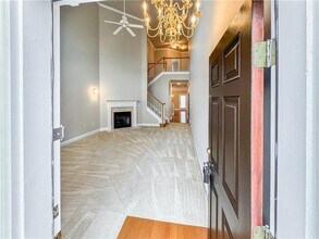 2000 Sterling Ct in Roswell, GA - Building Photo - Building Photo