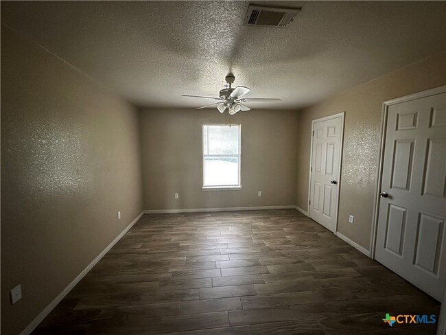property at 1010 Lansberry Ct