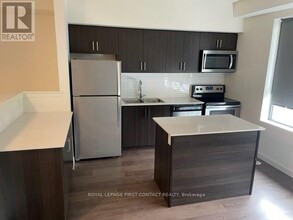 369-369 Essa Rd in Barrie, ON - Building Photo - Building Photo