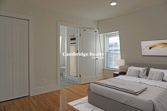 4 Osgood St, Unit #3E in Somerville, MA - Building Photo - Building Photo