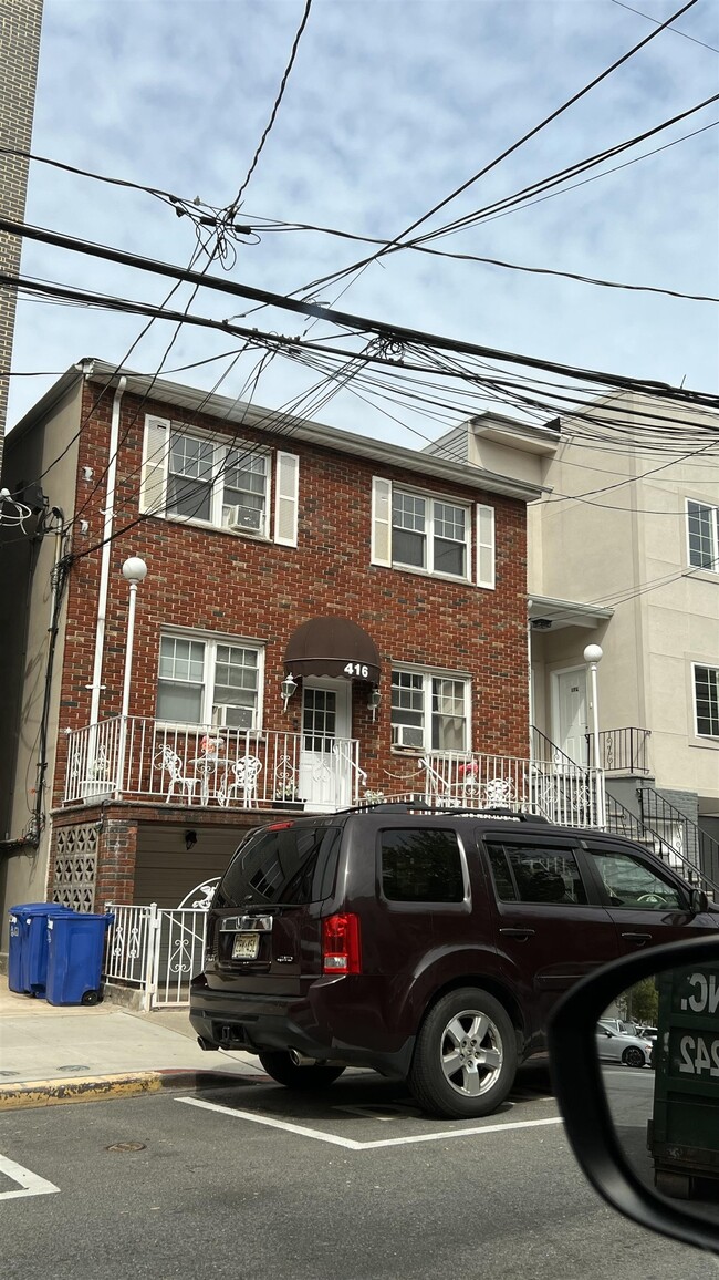 property at 416 6th St