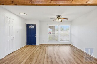 11611 Oak Trail in Austin, TX - Building Photo - Building Photo