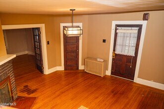 1347 Union St in Schenectady, NY - Building Photo - Building Photo