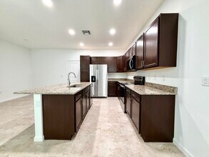 4093 S Longwood Lk Sq in Westlake, FL - Building Photo - Building Photo