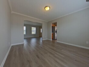 661 Thornhill Dr in Columbia, SC - Building Photo - Building Photo
