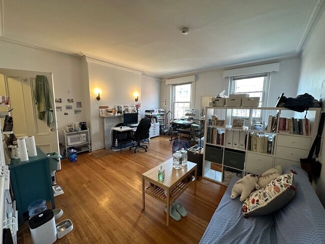 100 Charles St, Unit 8
