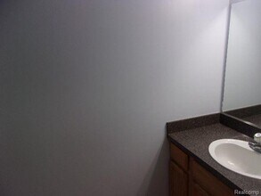 38006 Mitchell St in Grand Blanc, MI - Building Photo - Building Photo