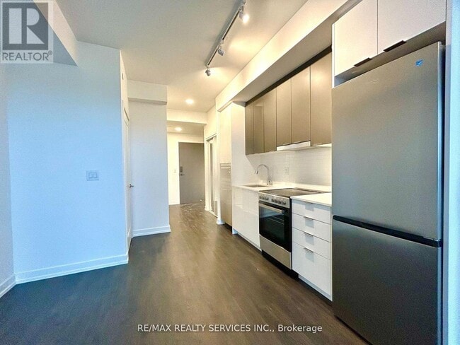 9763 Markham Rd in Markham, ON - Building Photo - Building Photo