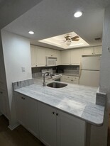 19505 Quesada Ave in Port Charlotte, FL - Building Photo