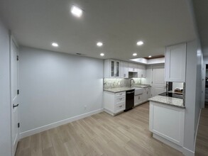 1484 E Foxboro Dr in Salt Lake City, UT - Building Photo - Building Photo