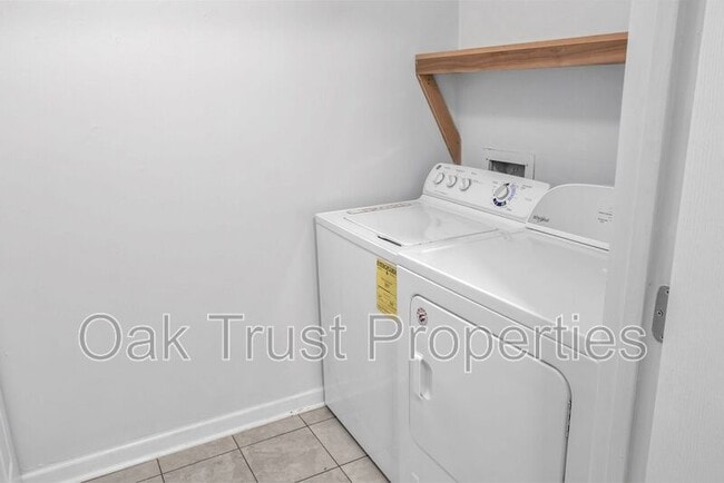 1402 Camp Rd in Charleston, SC - Building Photo - Building Photo