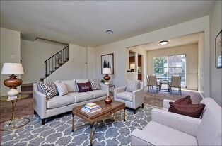 Georgetown Apartments & Townhomes in Sharpsville, PA - Building Photo