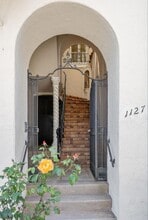 1127 Filbert St in San Francisco, CA - Building Photo - Building Photo