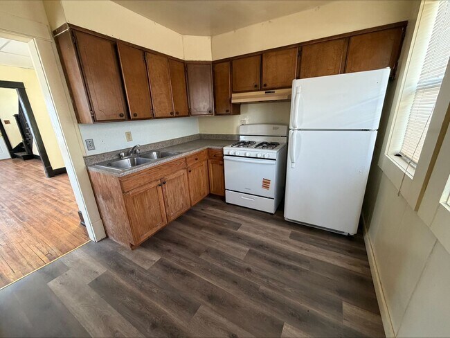 1817 Virginia St in Sioux City, IA - Building Photo - Building Photo