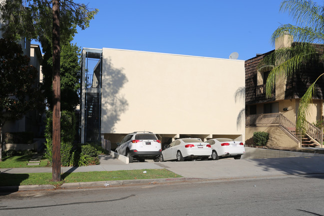 221 N Belmont St in Glendale, CA - Foto de edificio - Building Photo