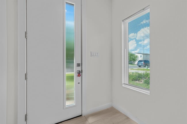 409 Deer Path Lp in Laredo, TX - Building Photo - Building Photo