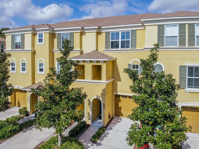 8631 Majestic Elm Ct in Bradenton, FL - Foto de edificio - Building Photo