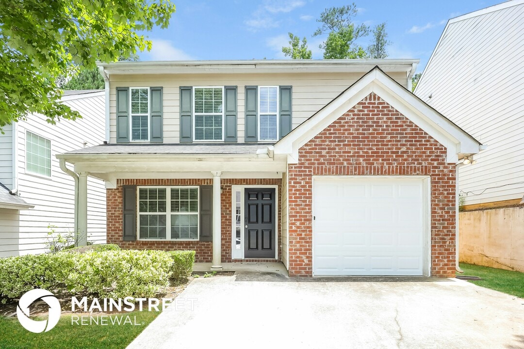 4614 Raven Wood Loop in Union City, GA - Building Photo