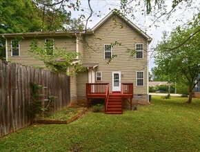 729 Stadium Dr in Wake Forest, NC - Building Photo - Building Photo