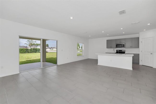 5106 Tuscany Ln in Davenport, FL - Foto de edificio - Building Photo