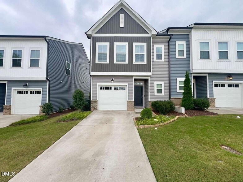 3406 Star Vw Dr in Raleigh, NC - Building Photo