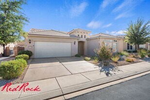 4593 High Park Dr in Saint George, UT - Building Photo