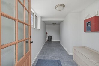 1 Salem St in Wakefield, MA - Building Photo - Building Photo