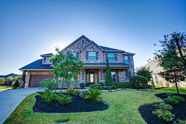 property at 10 Cayuga Pond Ct