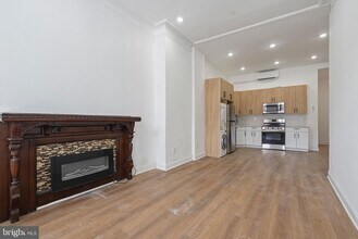 1618 S Broad St in Philadelphia, PA - Building Photo - Building Photo