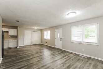 2008 N Bazil Ave in Indianapolis, IN - Building Photo - Building Photo