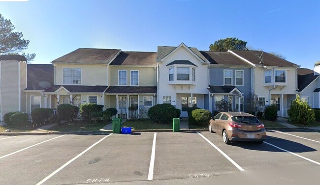 property at 5876 Trent Walk Dr