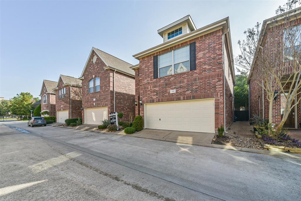 1519 Olive Garden in Houston, TX - Building Photo