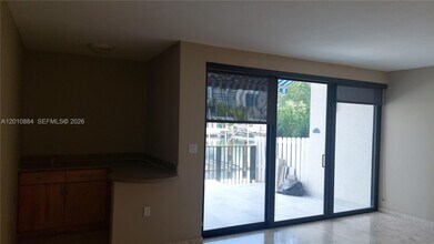 255 Poinciana Island Dr in Sunny Isles Beach, FL - Building Photo - Building Photo