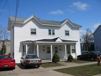 95-97 W 6th St in Oswego, NY - Building Photo