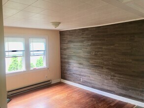 42 Beach Ave, Unit #3 in Terryville, CT - Building Photo - Building Photo