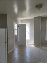 168 Lloyd St in New Haven, CT - Building Photo - Building Photo