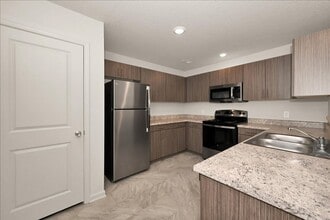 2/2 Apartment - Killen, AL in Killen, AL - Building Photo - Interior Photo